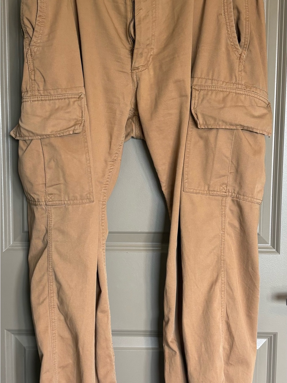Classic GAP Men's Khaki Cargo Pants